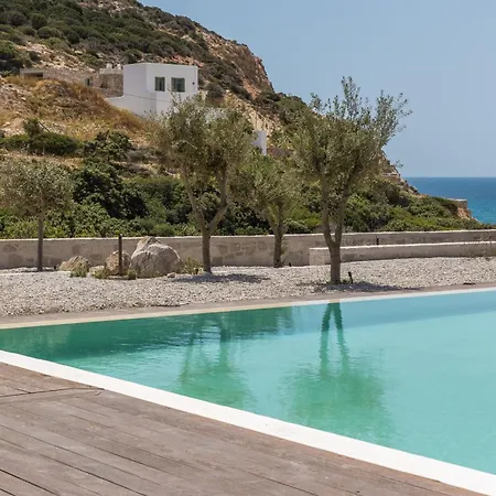 Hotel Golden Milos