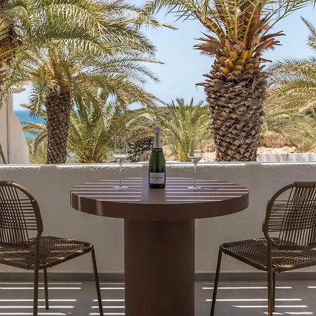 Golden Milos Hotel Provatas