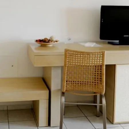 Golden Milos ηouse By Domotel