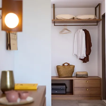 Golden Milos ηouse By Domotel 5*