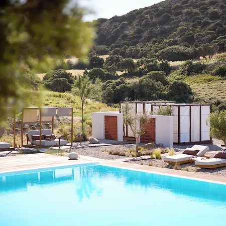 Golden Milos ηouse By Domotel فندق