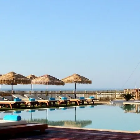 Hotel Golden Milos 4*