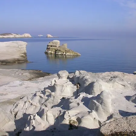 Hotel Golden Milos