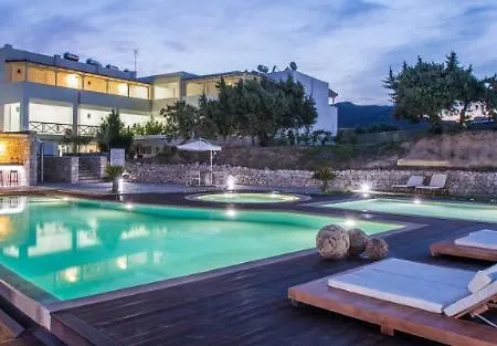 Golden Milos Hotel 4*